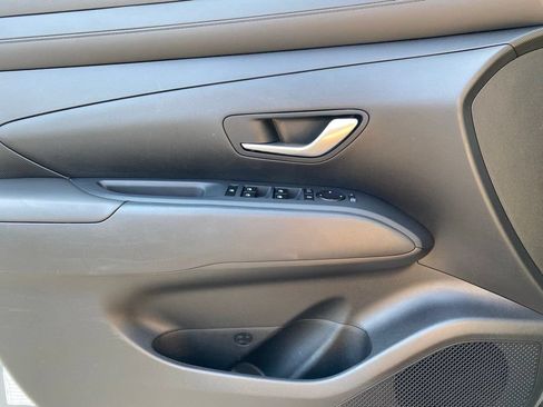 Used 2025 Hyundai Santa Cruz SEL FWD image 22