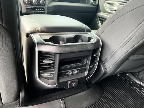 Used 2021 RAM 1500 Big Horn AWD/4WD image 31