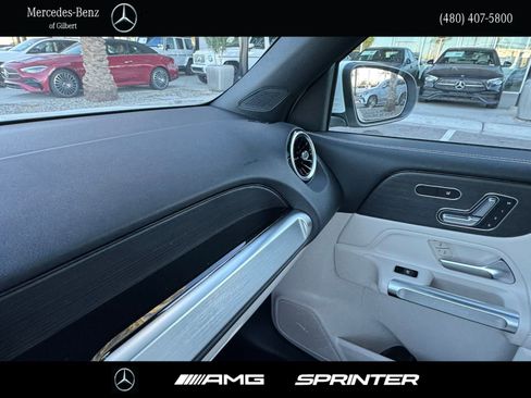New 2026 Mercedes-Benz GLB 250 image 21
