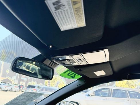 Used 2018 Honda Accord Sport image 18