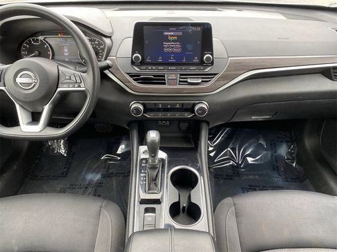 Certified 2023 Nissan Altima 2.5 SV image 15