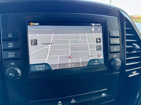 Used 2022 Mercedes-Benz Metris Passenger image 20