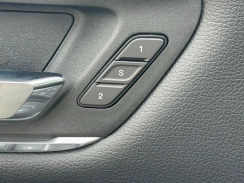 Used 2025 RAM 1500 Laramie w/ Sport Appearance Package image 10