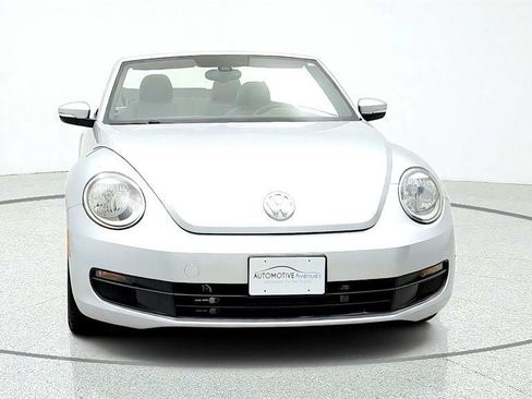Used 2016 Volkswagen Beetle 1.8T FWD image 2