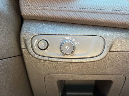 Used 2024 Chevrolet TrailBlazer LT image 40