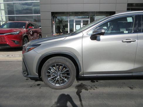 Used 2023 Lexus NX 350 AWD image 2