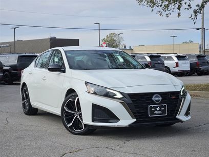 Used 2024 Nissan Altima 2.5 SR