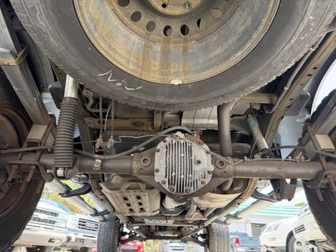 Used 2007 Nissan Titan LE AWD/4WD image 18