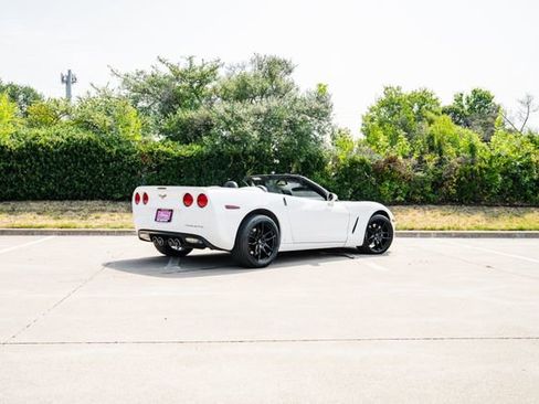 Used 2006 Chevrolet Corvette Convertible w/ Preferred Equipment Group image 21