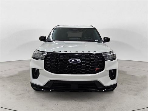 New 2025 Ford Explorer ST image 8