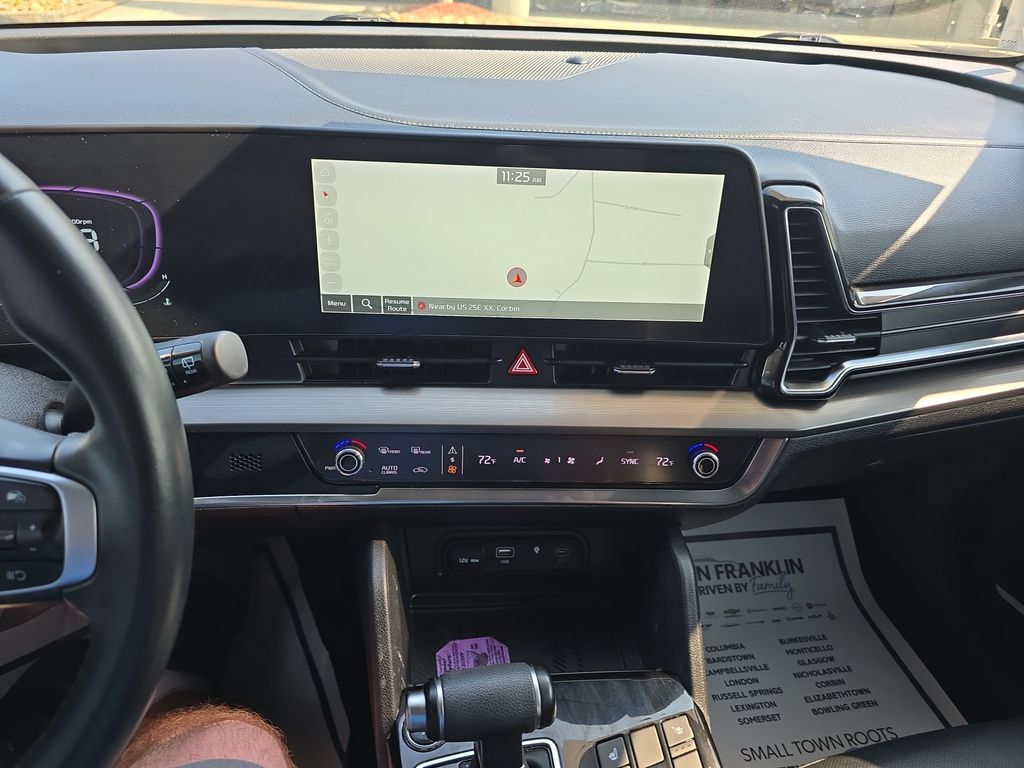 Used 2023 Kia Sportage EX FWD image 21