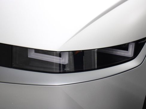 Used 2023 Hyundai Ioniq 5 SEL w/ Cargo Package image 4