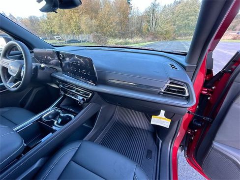 New 2026 Chevrolet Traverse LT w/ Driver Confidence Package image 28