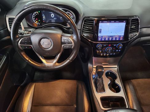 Used 2019 Jeep Grand Cherokee Altitude RWD image 45