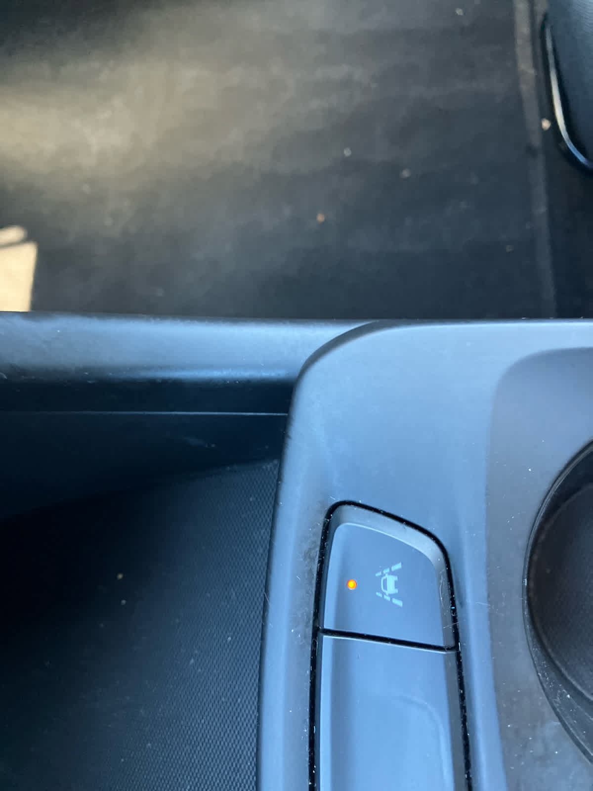 Used 2025 Chevrolet Trax LS w/ LS Convenience Package FWD image 25