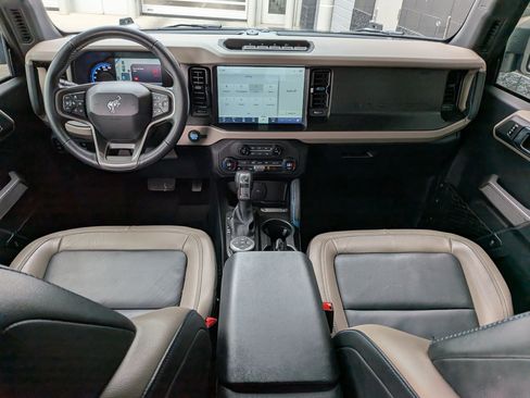 Used 2023 Ford Bronco Wildtrak AWD/4WD image 23