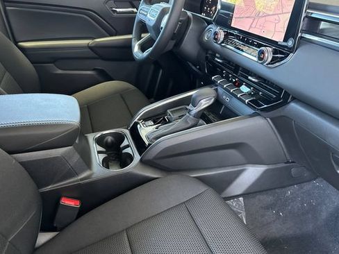 New 2026 GMC Canyon Elevation w/ Convenience Package RWD image 17