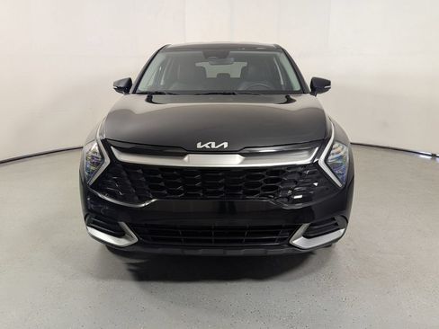 Used 2024 Kia Sportage EX FWD image 2