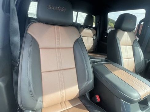 New 2025 Chevrolet Silverado 1500 High Country w/ High Country Premium Package image 19