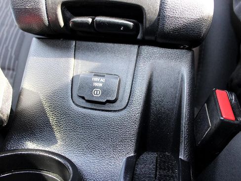 Used 2012 Jeep Wrangler Rubicon image 25