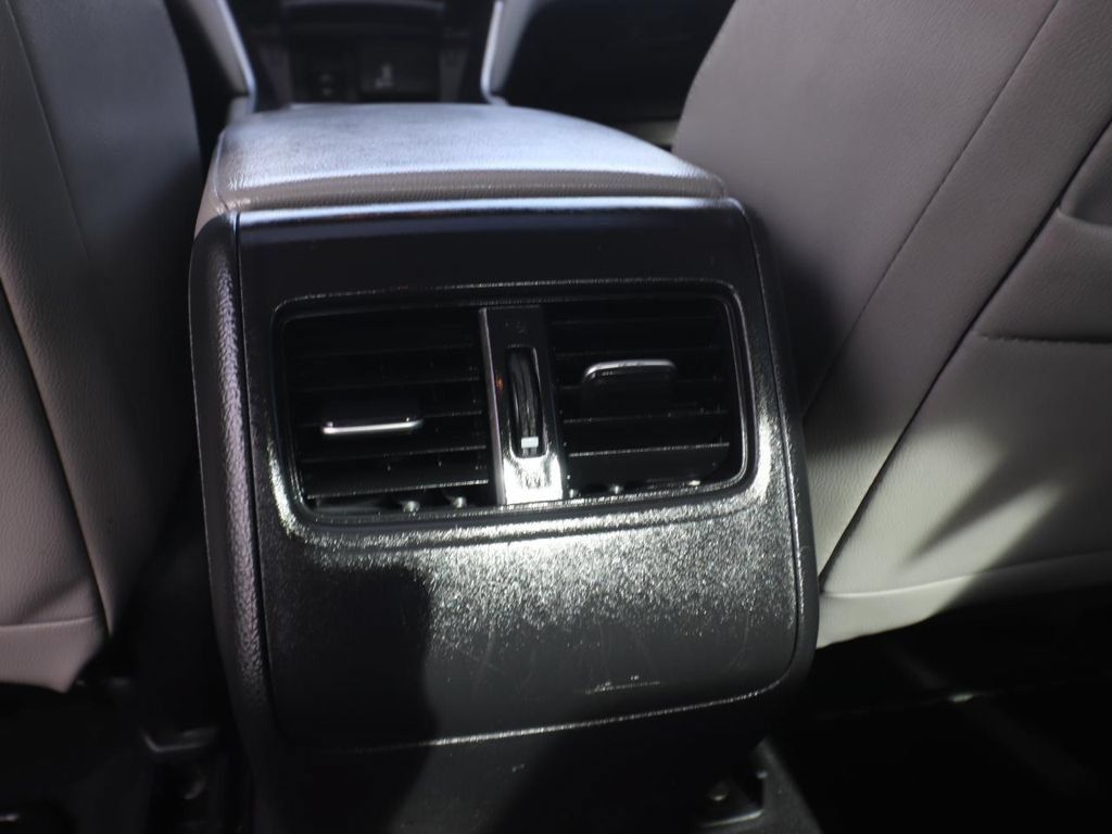 Used 2018 Honda Accord Touring image 22
