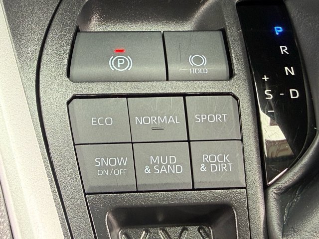 Certified 2025 Toyota RAV4 LE AWD/4WD image 19