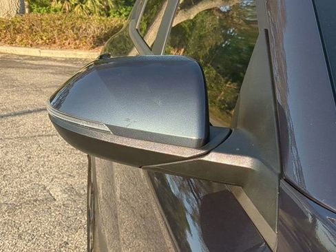 Used 2025 Hyundai Kona SEL FWD image 11