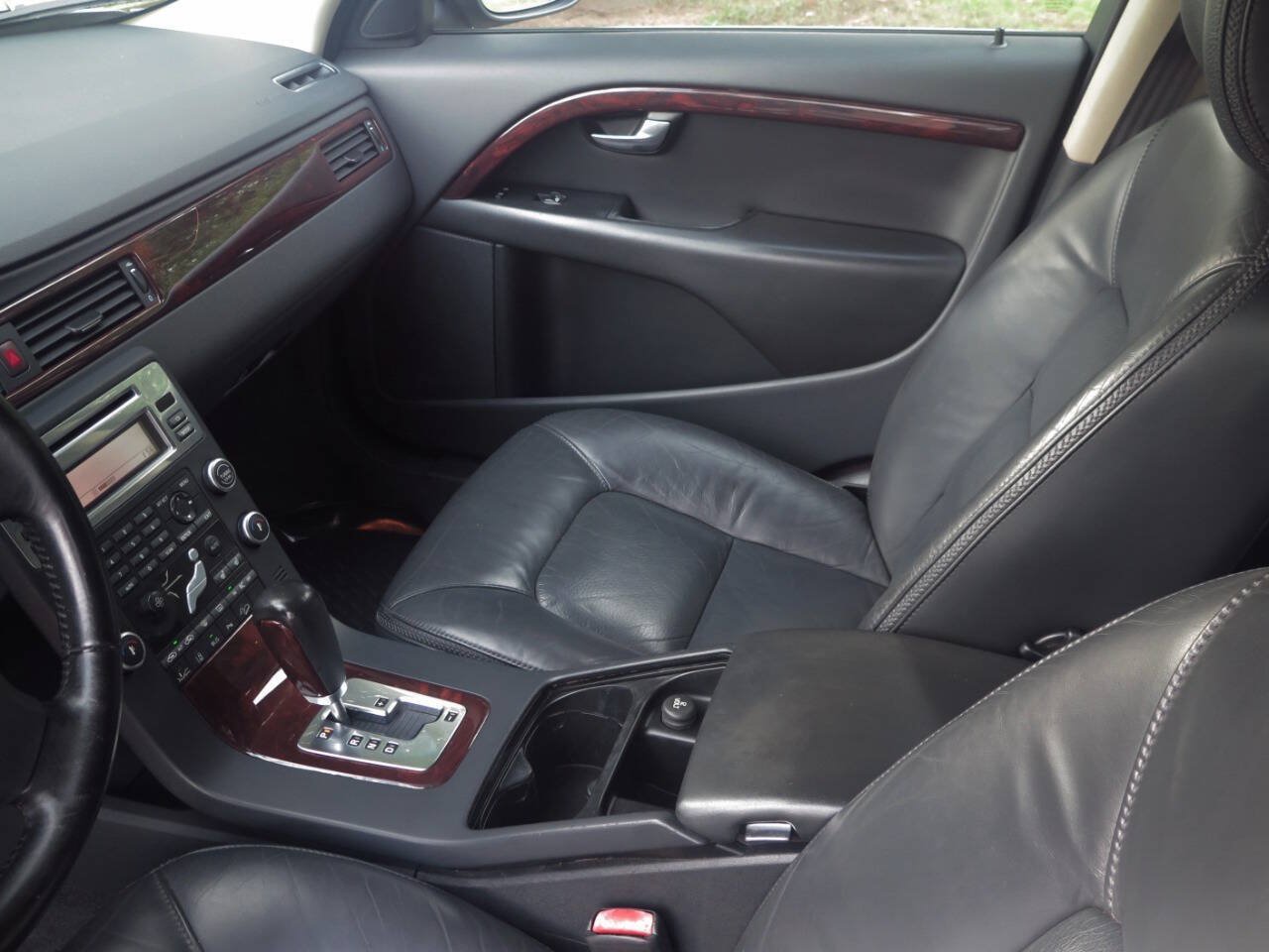 Used 2008 Volvo XC70 3.2 AWD/4WD image 13
