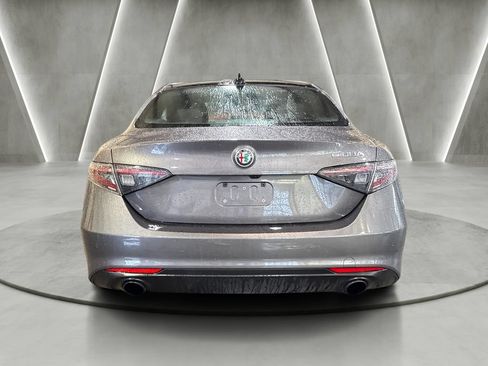 Used 2024 Alfa Romeo Giulia Ti RWD image 6