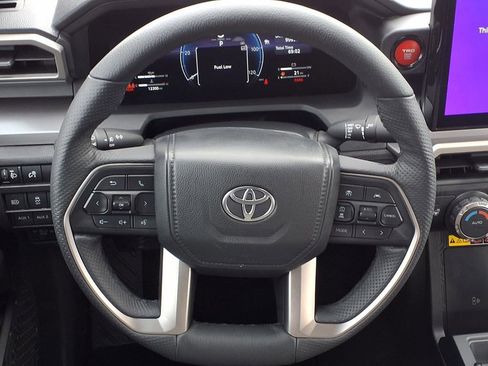 Used 2025 Toyota Tacoma TRD Off-Road w/ TRD Off Road Upgrade Package image 20