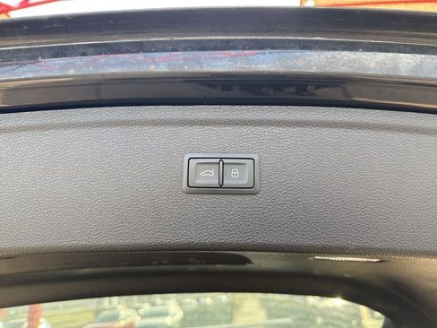 Used 2024 Audi Q5 2.0T Premium Plus image 21