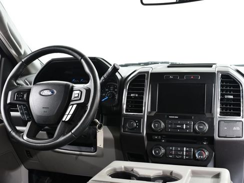 Used 2015 Ford F150 XLT w/ Equipment Group 302A Luxury AWD/4WD image 8