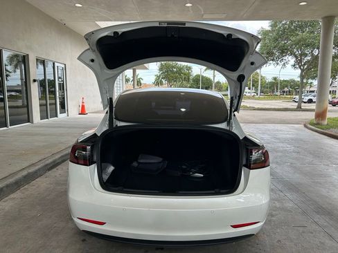 Used 2021 Tesla Model 3 Standard Range Plus RWD image 27
