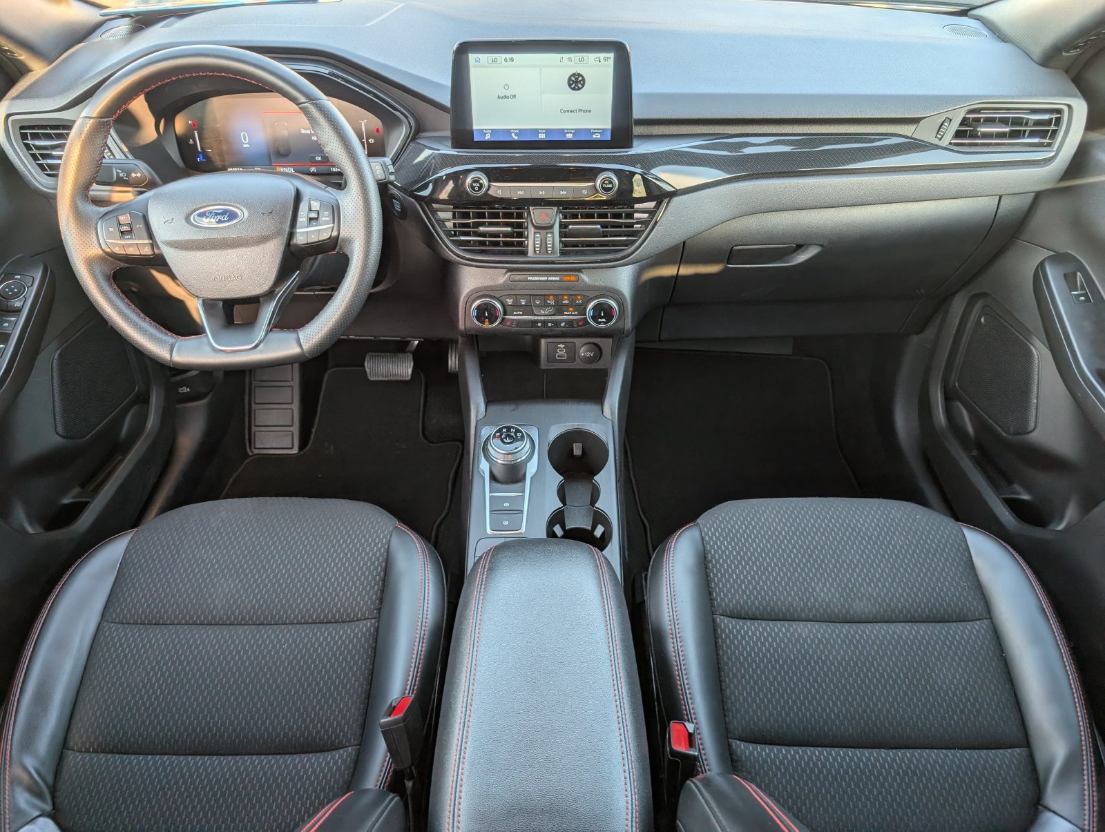 Used 2025 Ford Escape ST-Line Select AWD/4WD image 5