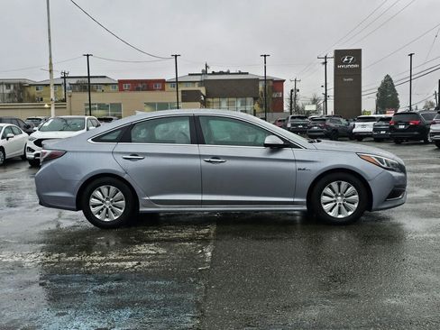 Used 2016 Hyundai Sonata SE image 8