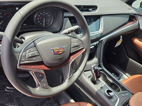 New 2026 Cadillac XT5 Premium Luxury w/ Driver Assist Package FWD image 15