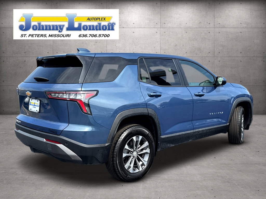 Used 2026 Chevrolet Equinox LT w/ Convenience Package II AWD/4WD image 2