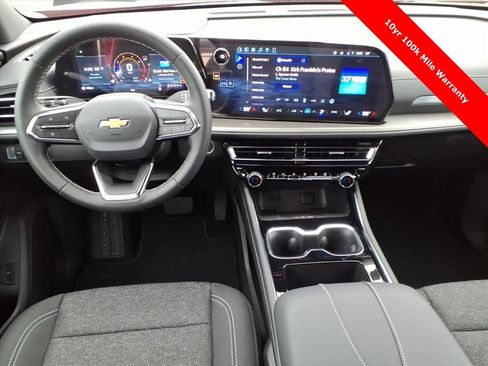 New 2026 Chevrolet Traverse LT w/ Driver Confidence Package image 12