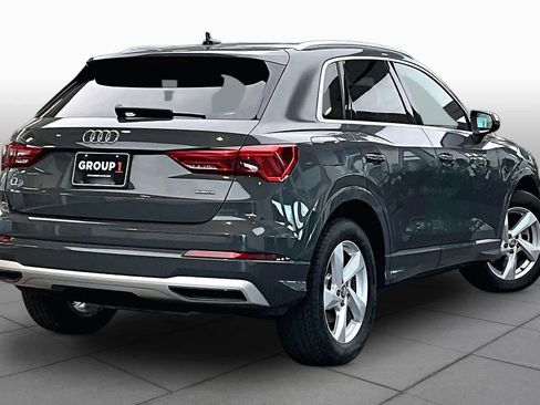 Used 2020 Audi Q3 2.0T Premium w/ Convenience Package AWD/4WD image 13