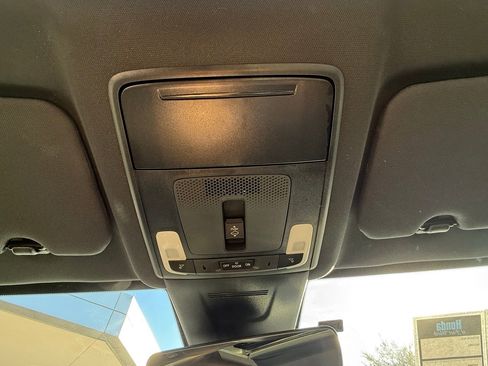 Used 2025 Honda CR-V Sport Touring image 18