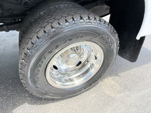 Used 2011 Ford F350 XL w/ PWR Equipment Group AWD/4WD image 11