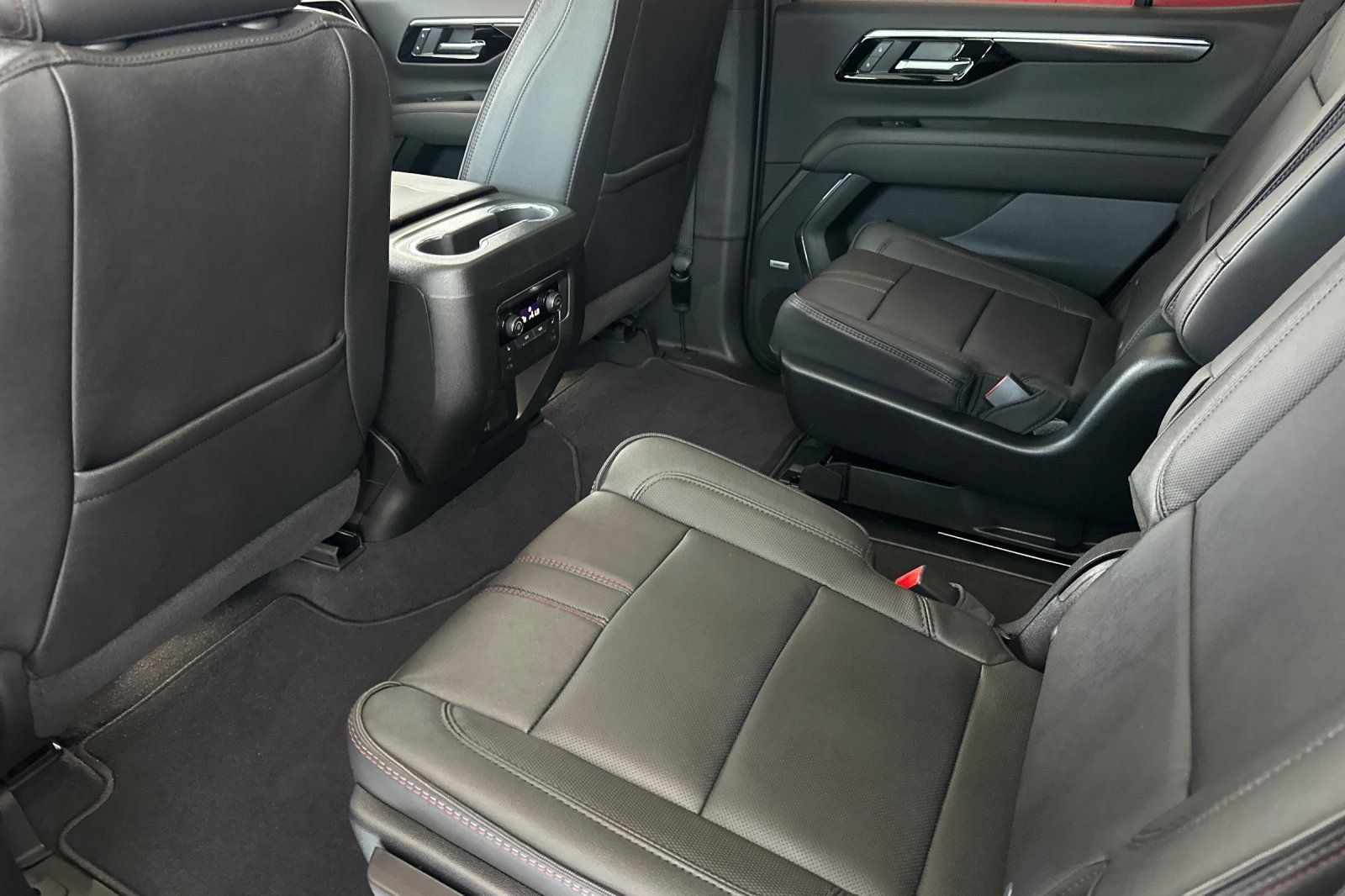 New 2026 Chevrolet Tahoe RST w/ RST Capability Package AWD/4WD image 12
