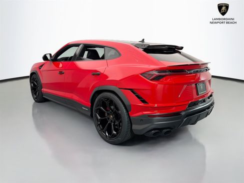 Used 2024 Lamborghini Urus Performante AWD/4WD image 25