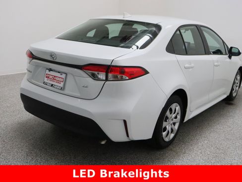 Used 2024 Toyota Corolla LE image 7