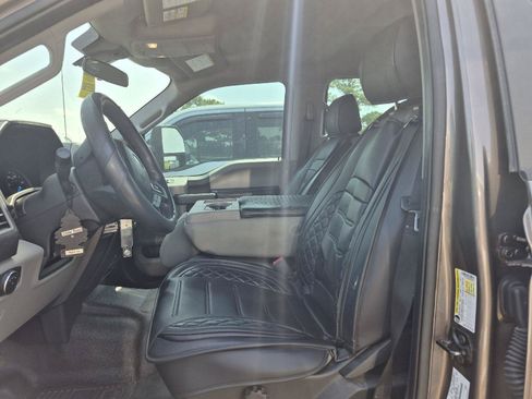 Used 2020 Ford F250 XL w/ STX Appearance Package AWD/4WD image 2