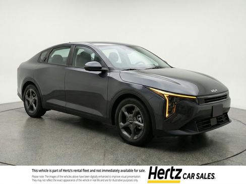 Used 2025 Kia K4 FWD image 1