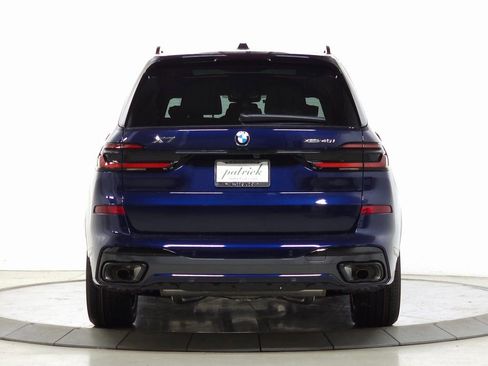 Used 2026 BMW X7 xDrive40i w/ M Sport Package AWD/4WD image 7