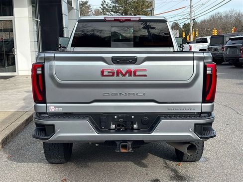 Used 2024 GMC Sierra 2500 Denali w/ Denali Reserve Package image 4