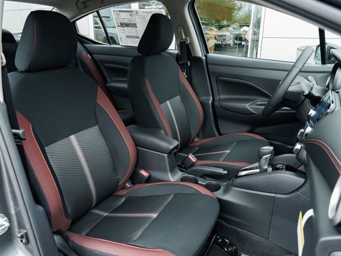 New 2025 Nissan Versa SR w/ Trunk Package image 24