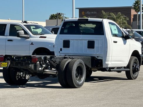 New 2026 RAM 3500 Tradesman AWD/4WD image 4